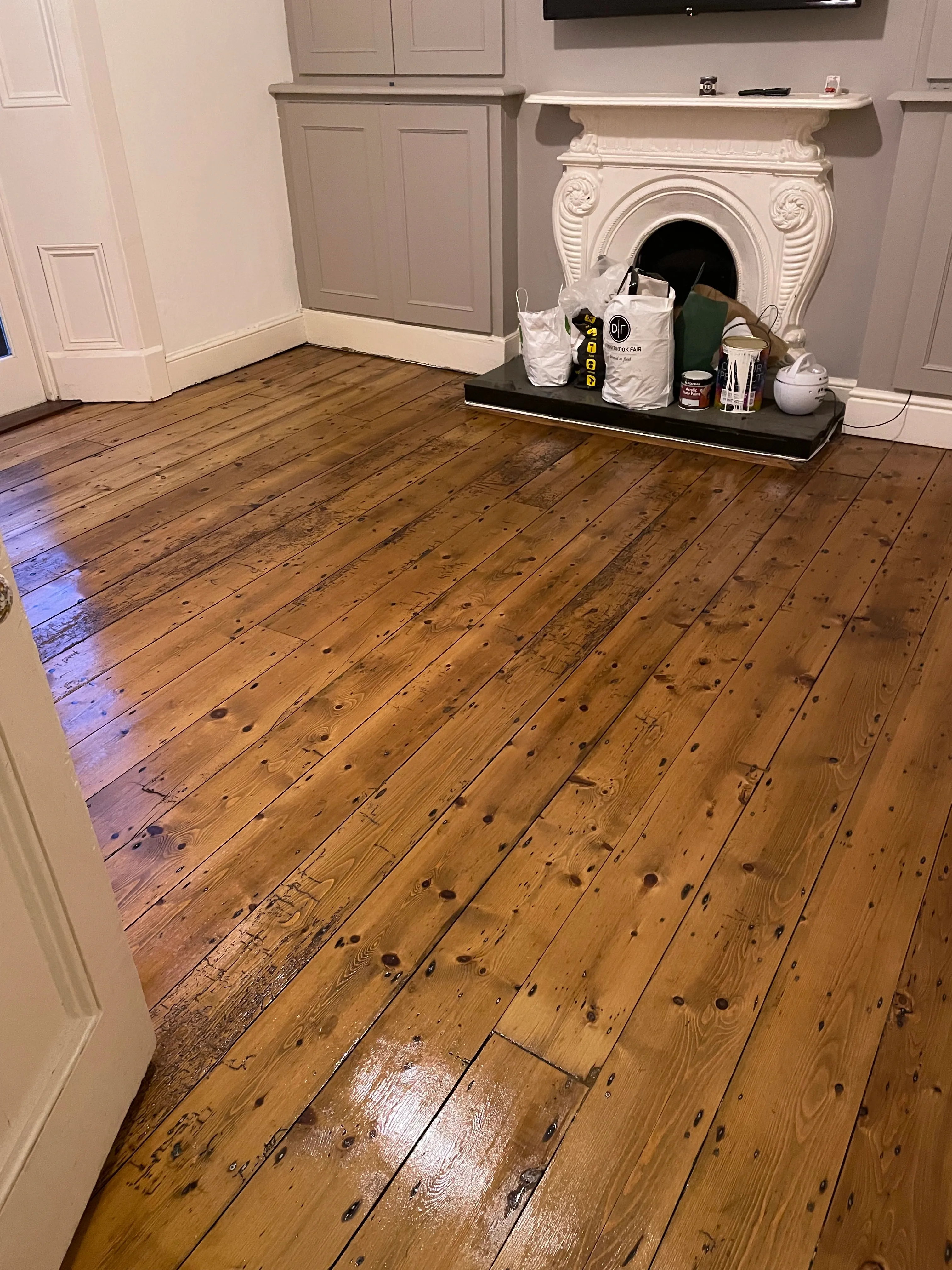 Residencial hardwood sanded & stained wooden floor.